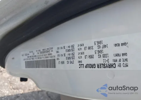 2011 Dodge Grand Caravan Crew z USA, uszkodzony, nr VIN 2D4RN5DG4BR699965